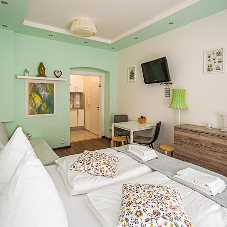 Ruterra Apartment Cimburkova Prague Ngoại thất bức ảnh