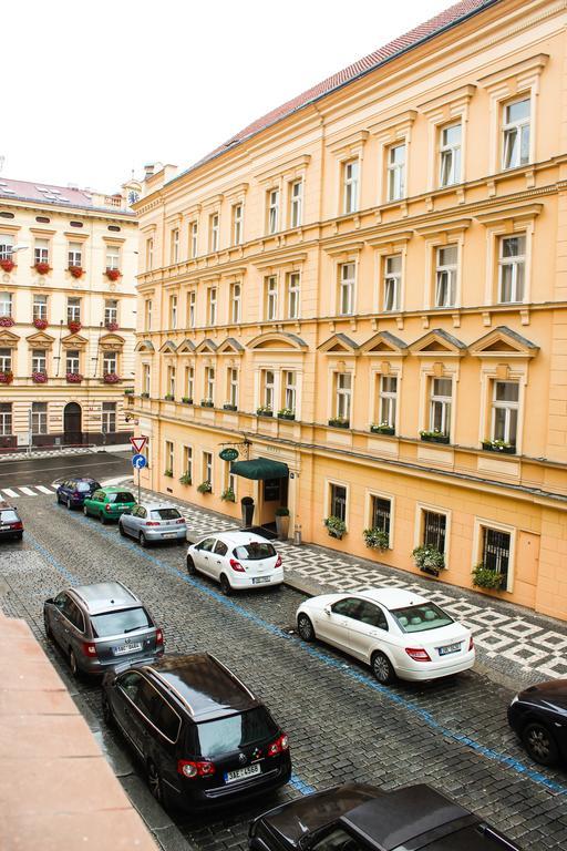 Ruterra Apartment Cimburkova Prague Ngoại thất bức ảnh