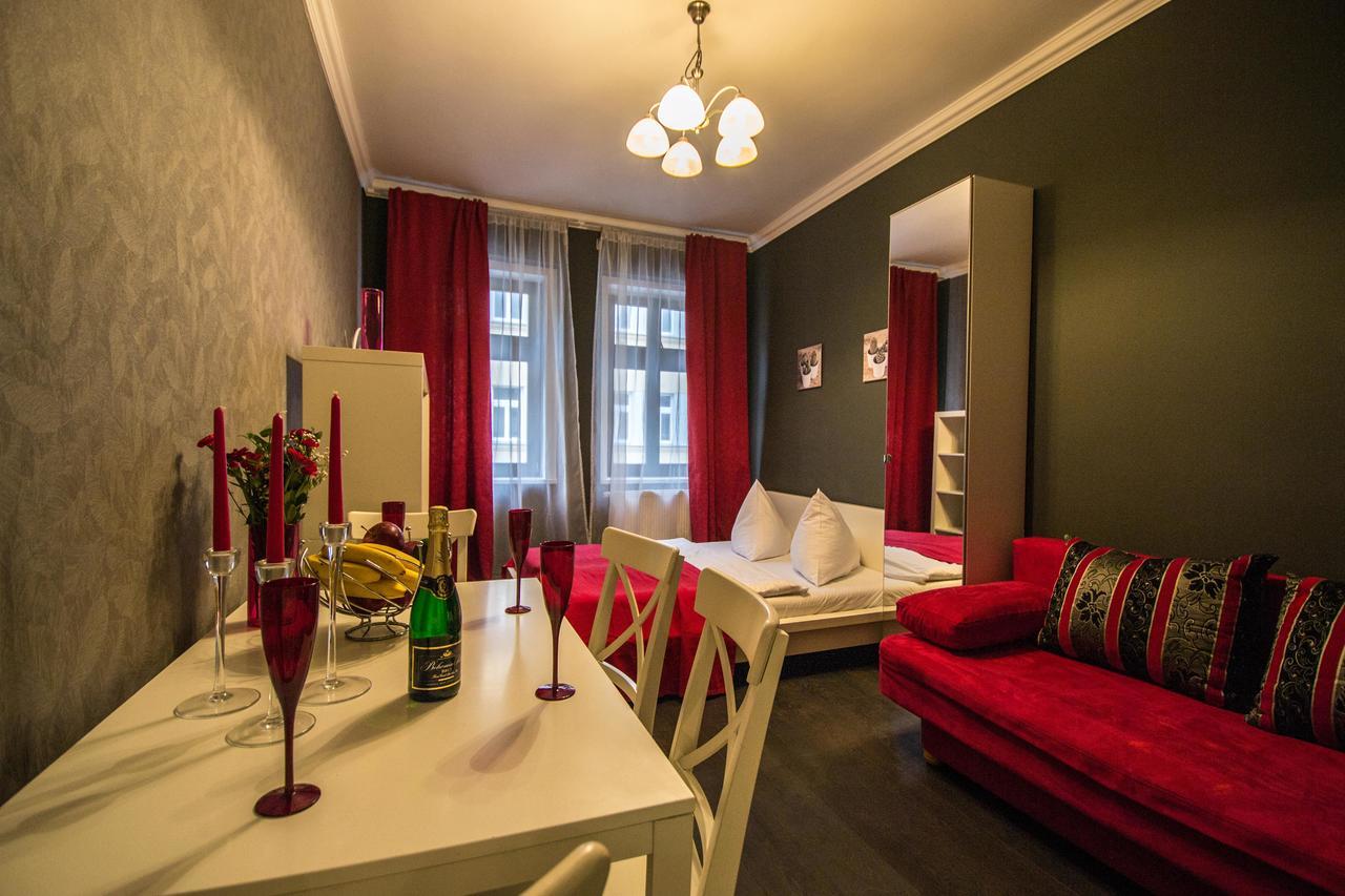 Ruterra Apartment Cimburkova Prague Ngoại thất bức ảnh